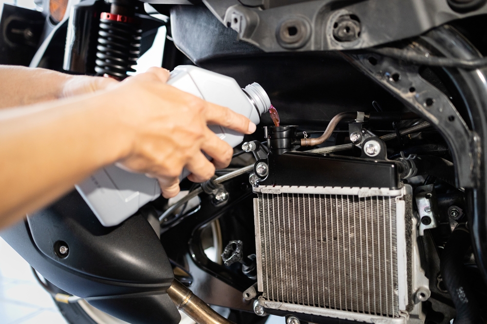 Overfilling Coolant in Motorcycles : Is It Safe or Risky?